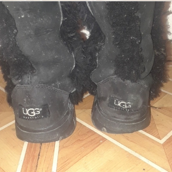 Ugg bundle - Picture 7 of 8
